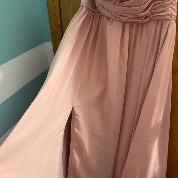 Dusty pink dress - Picture 3 of 5